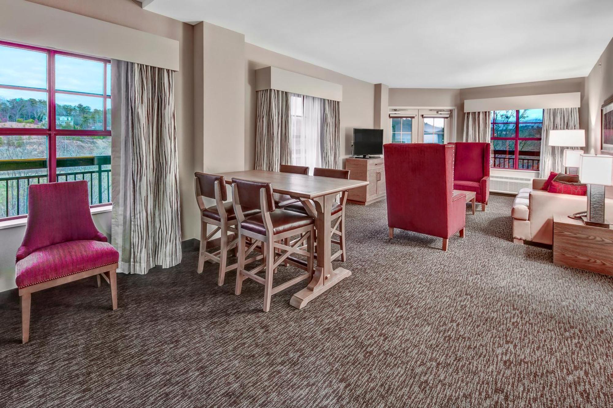 Black Fox Lodge Pigeon Forge, Tapestry Collection By Hilton Exterior photo